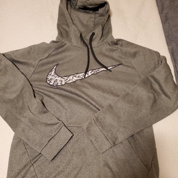 Nike Therma Fit Hoodie - Picture 1 of 4